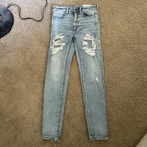 NWT - AE Distressed highest rise jegging crop